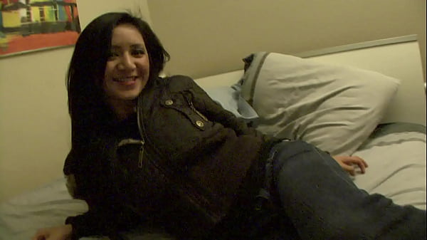 Hot College Campus Girl Gets Horny and Fucks Me Hard